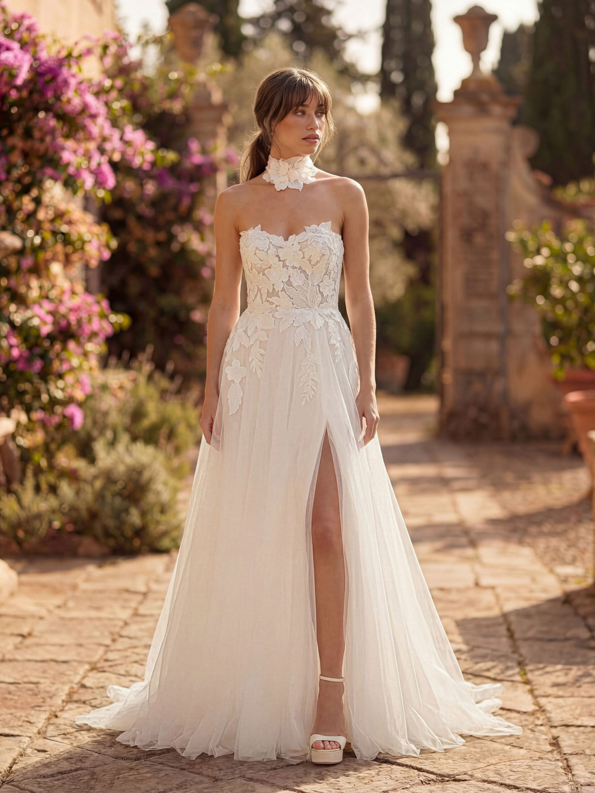 SS127CT1 Νυφικό φόρεμα San Patrick Studio Esvela Α γραμμή από τούλι με σκίσιμο και δαντελένιο γιακά ATHENAV Bridal