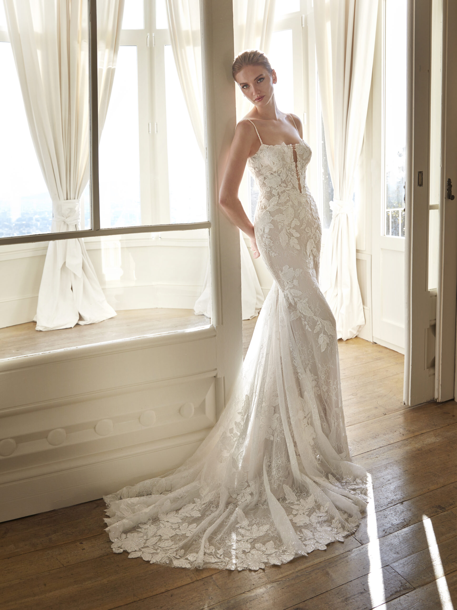 ST126CT1.729 Νύφη που φοράει το San Patrick Nydri dress